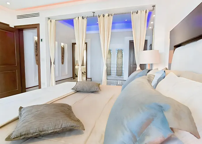 Luxury Duplex 2br Pool & Garden View Quiet 30m From 5th Ave With Gym & Parking Apartment *