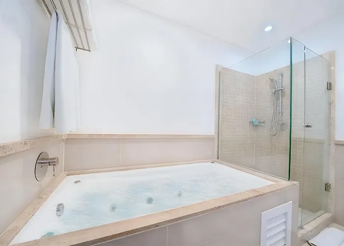 Luxury Duplex 2br Pool & Garden View Quiet 30m From 5th Ave With Gym & Parking