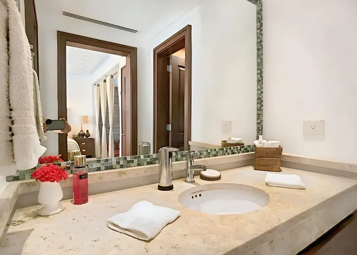 Apartment Luxury Duplex 2br Pool & Garden View Quiet 30m From 5th Ave With Gym & Parking