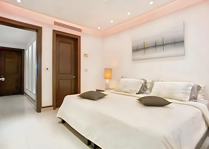 Apartment Luxury Duplex 2br Pool & Garden View Quiet 30m From 5th Ave With Gym & Parking *